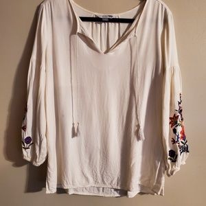 Old Navy Tunic with Embroidered Sleeves (M)